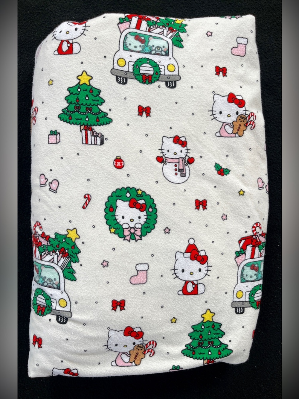 Pottery Barn Hello Kitty Christmas Organic Cotton Flannel FULL Fitted Sheet